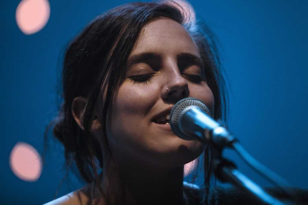Sage Music Girl Singing