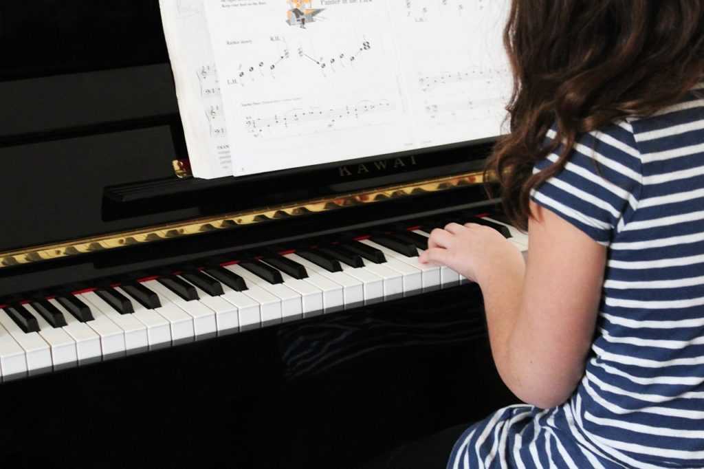 Piano Child Playing