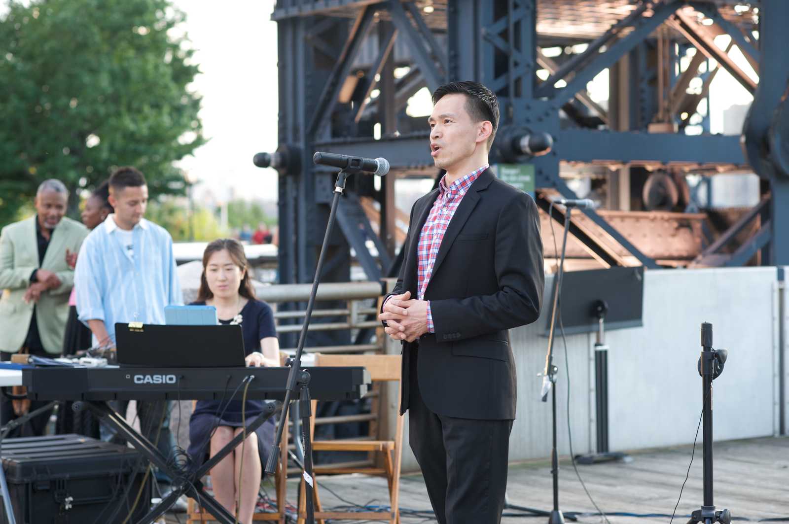 Singer and keyboardist at LIC Concerts